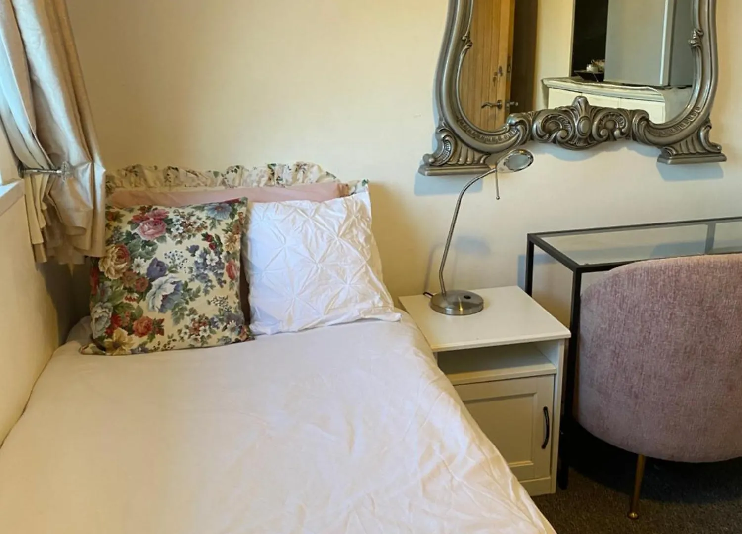 Upper Single Bedroom Cardiff Royaume-Uni